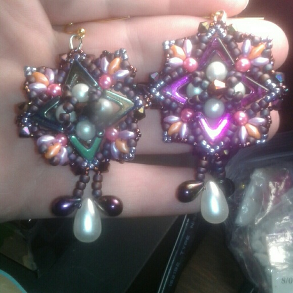 Eva earrings - Picture 2 of 4